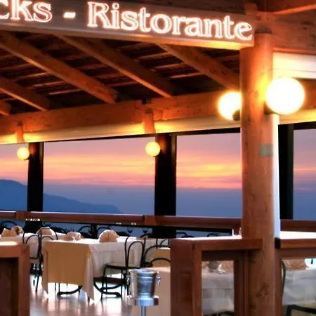 Termini-sant'agata Sleeps 4 With Pool * Termini