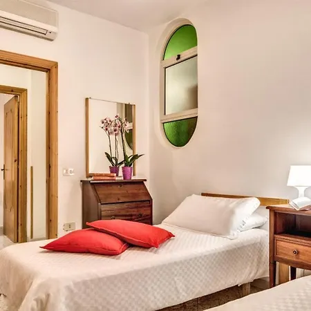 Termini-sant'agata Sleeps 4 With Pool Daire *