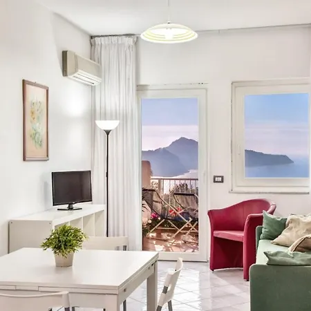 Daire Termini-sant'agata Sleeps 4 With Pool