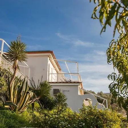 Termini-sant'agata Sleeps 4 With Pool Daire Termini