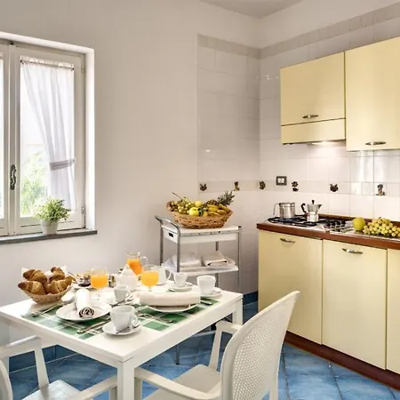 Termini-sant'agata Sleeps 4 With Pool