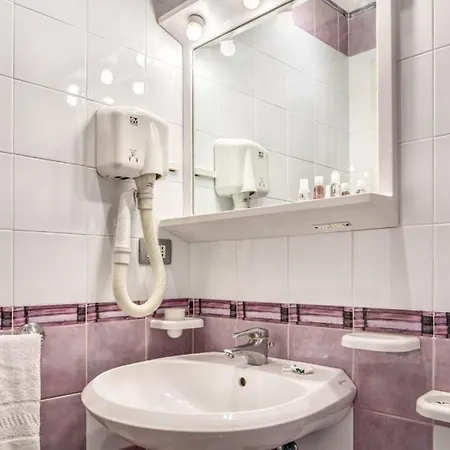Termini-sant'agata Sleeps 4 With Pool Daire Termini